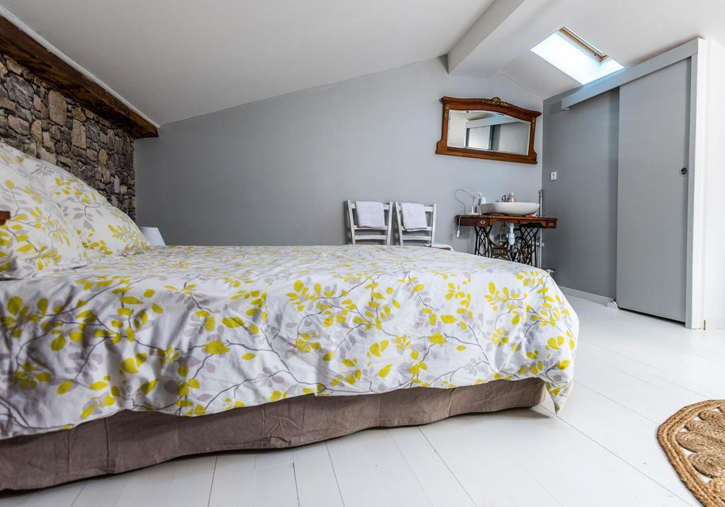 Chambres D'Hotes Le Relais Des Remparts Rions Экстерьер фото
